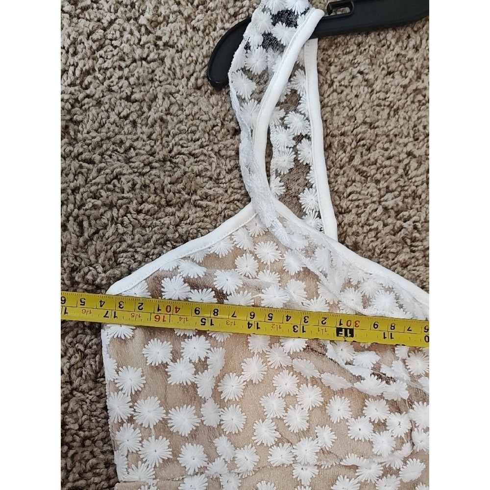 White Floral Daisy Lace Mini Dress Tie Front Ruffle Hem Nude Lining XL Beach - Picture 14 of 16